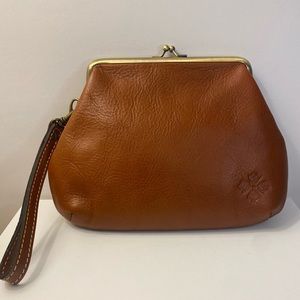 Patricia Nash || SAVENA Clutch Wristlet || Like NEW✨